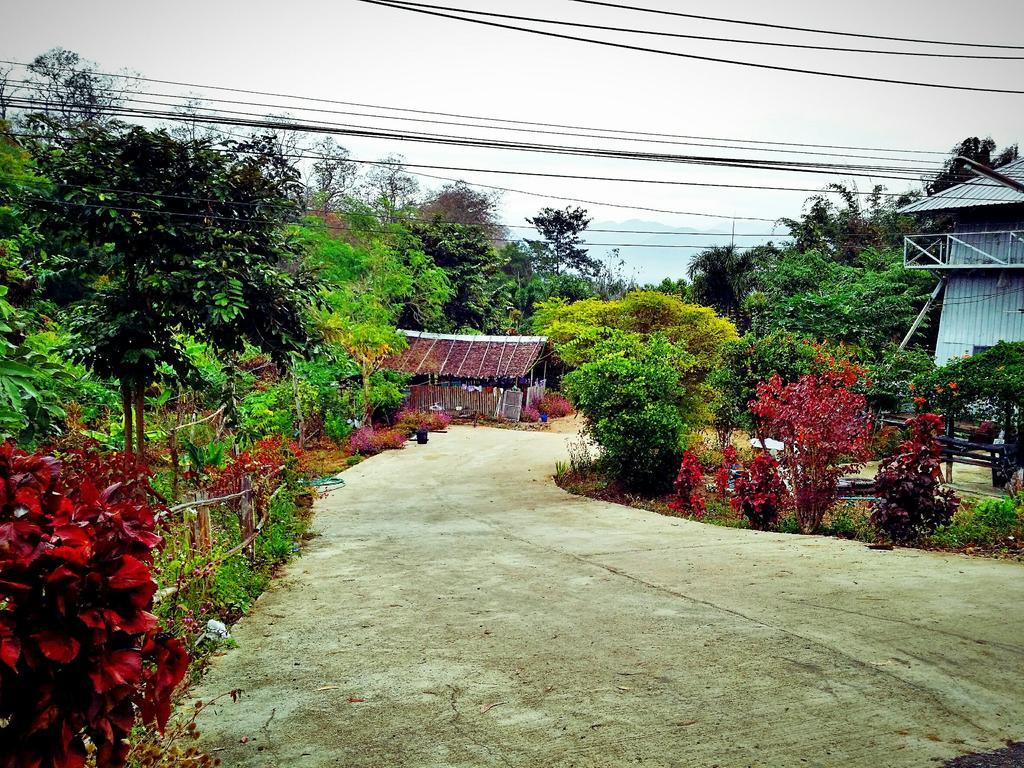 Baan Pai Likit Hotel Exterior foto